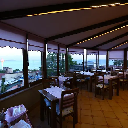 Emine Sultan Hotel 3*