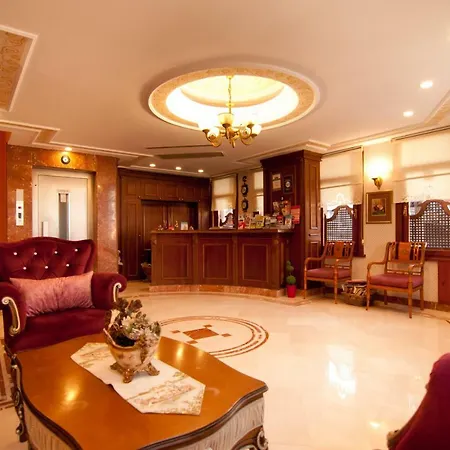 Hotel Emine Sultan 3*