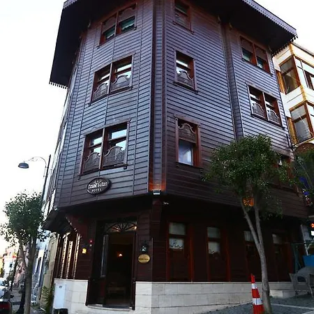 Emine Sultan 3*
