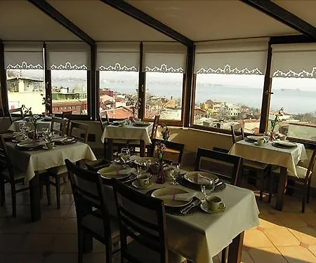 Emine Sultan 3*