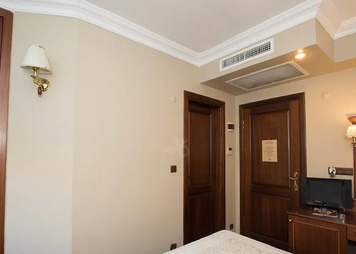 Emine Sultan Отель 3*