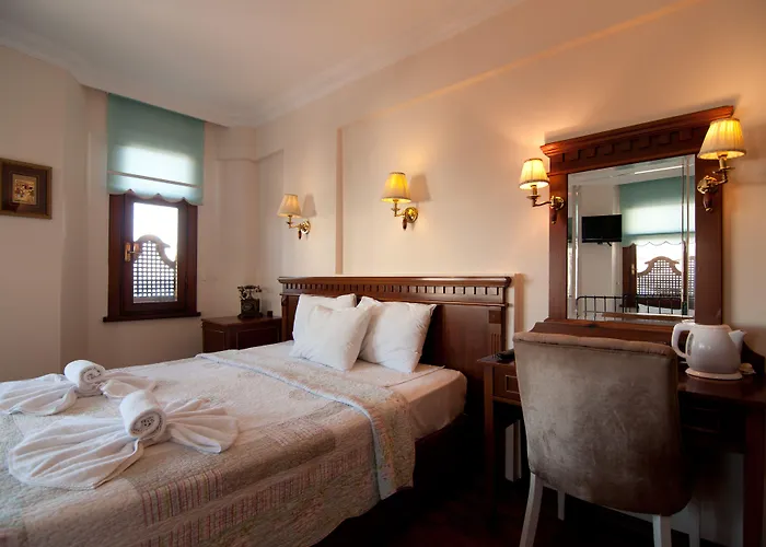 Emine Sultan Hotel 3*