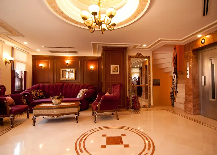 Hotel Emine Sultan 3*