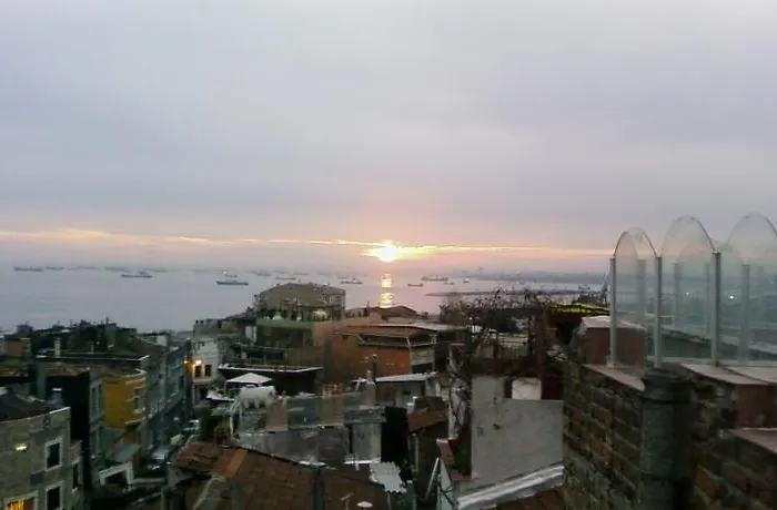 Hotel Emine Sultan 3*