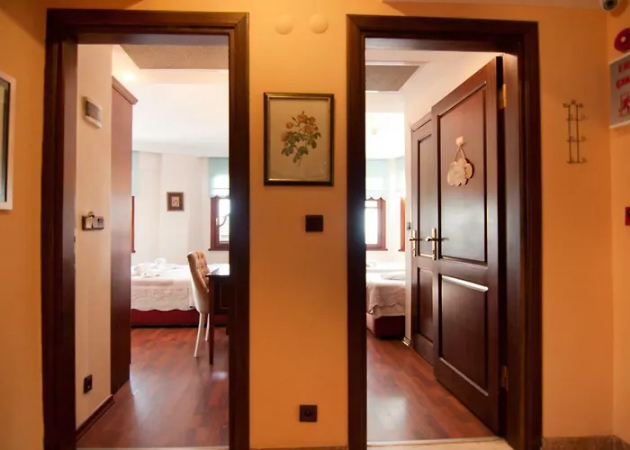 Emine Sultan Hotel 3*