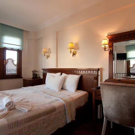 Emine Sultan Hotel 3*