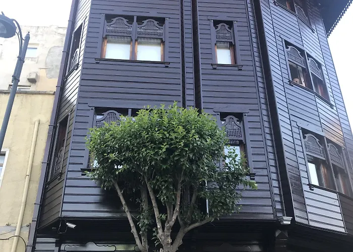 Ξενοδοχείο Emine Sultan 3*