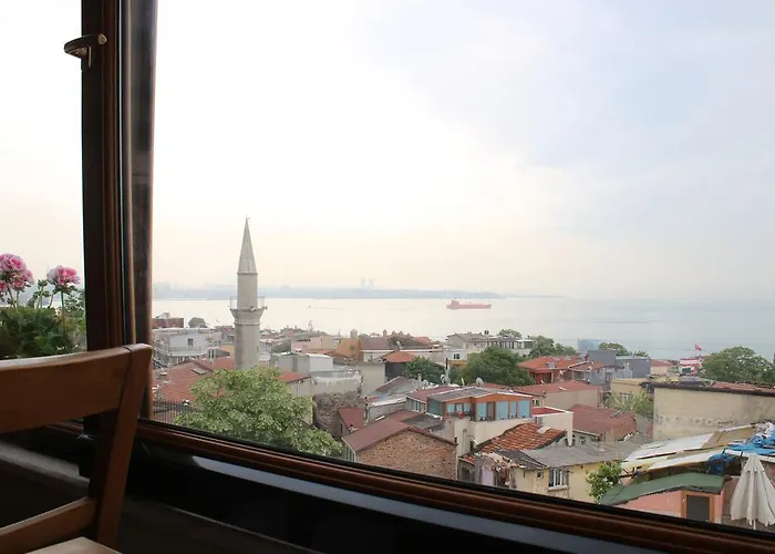 Ξενοδοχείο Emine Sultan 3*